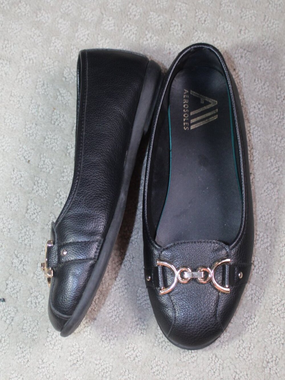 Aerosoles Size 8W Big Ben Black Gold Buckle Round Toe Flats